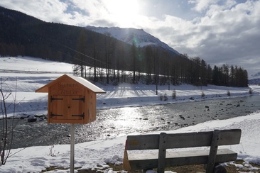 Punt da Crap bench «Lö Da Ler – Reading bench» (oua_623055550_image)