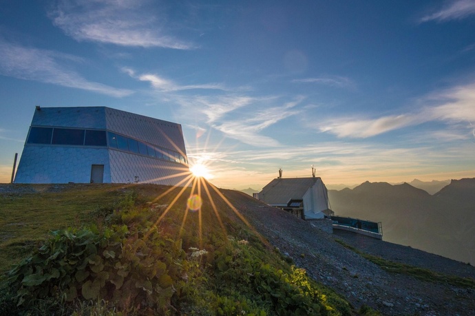 Web optimiert-Weisshorn_Sunrise