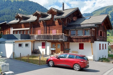 Ferienwohnung WG3 Crestas - Aussenansicht Sommer