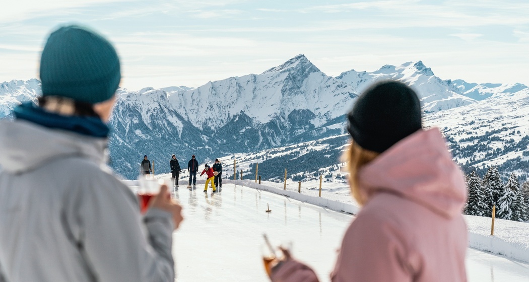 Natureisfeld Alp Raguta (oua_624897923_image)
