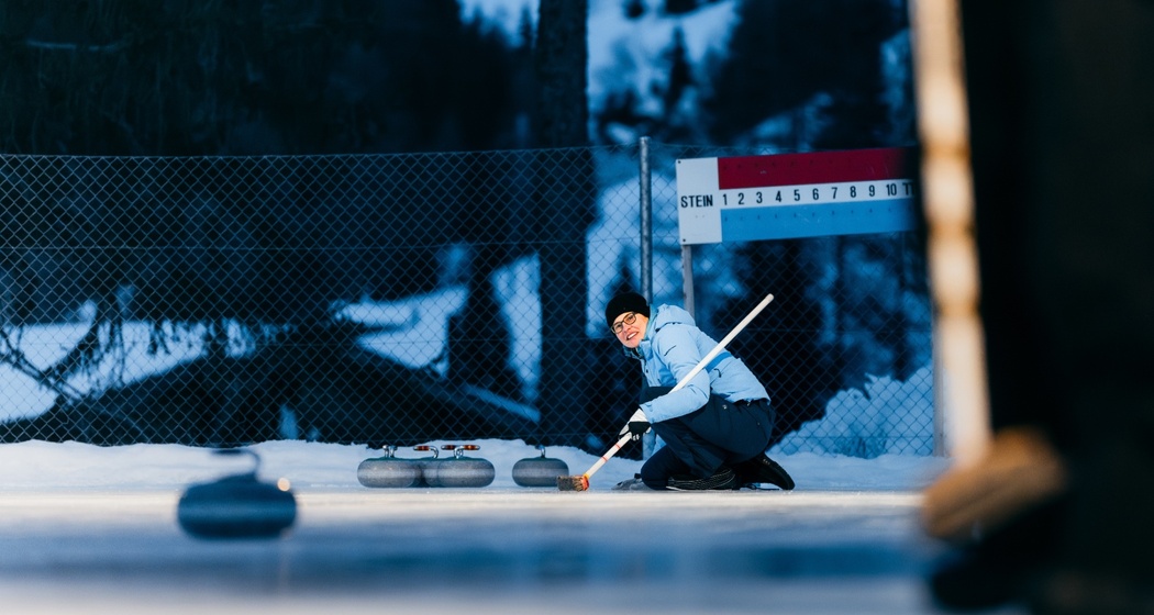Curling-Natureisfeld Hüschera Splügen (oua_624897934_image)