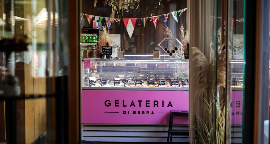 Segelhaus (oua_625427152_image)