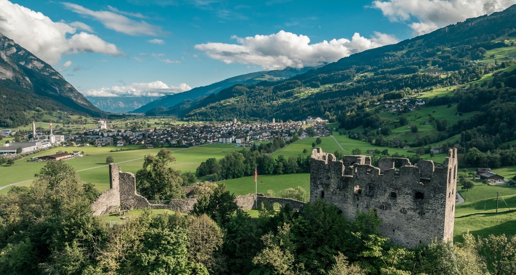 Ruine Gräpplang oberhalb von Flums