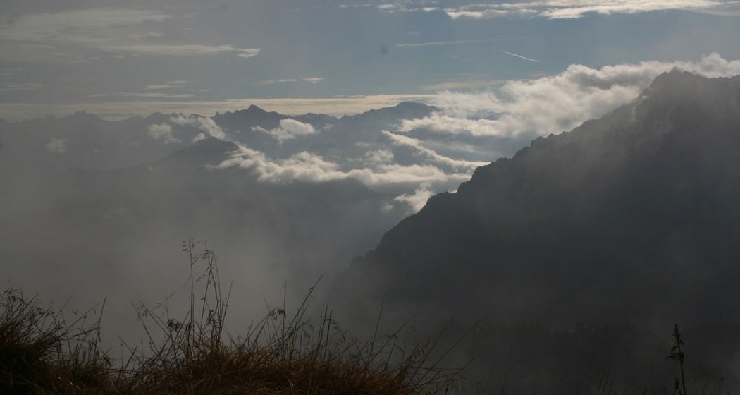Aufstieg zum Piz Munschuns / Blick in die Ötztaler Alpen vom Aufstieg zum Piz Munschuns. © Bergverlag Rother GmbH