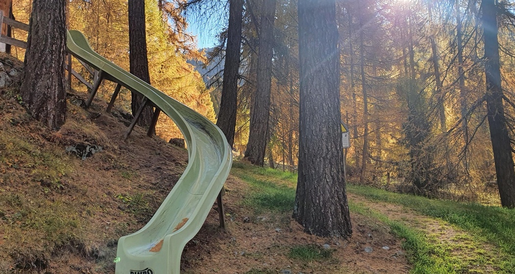 Spielplatz Sur (oua_625933246_image)