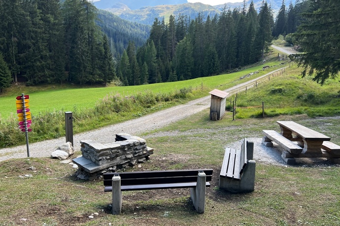 Grüeni fireplace (oua_626037172_image)