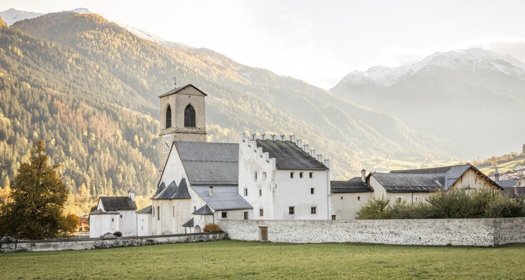 Kloster - Pradalai - Kloster (oua_626205071_image)