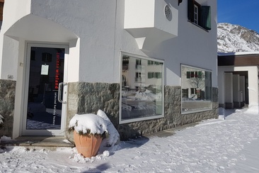 Souvenir shop Corinne Wieland (oua_626280002_image)