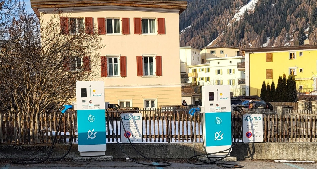 Elektroauto-Ladestation (oua_626487172_image)