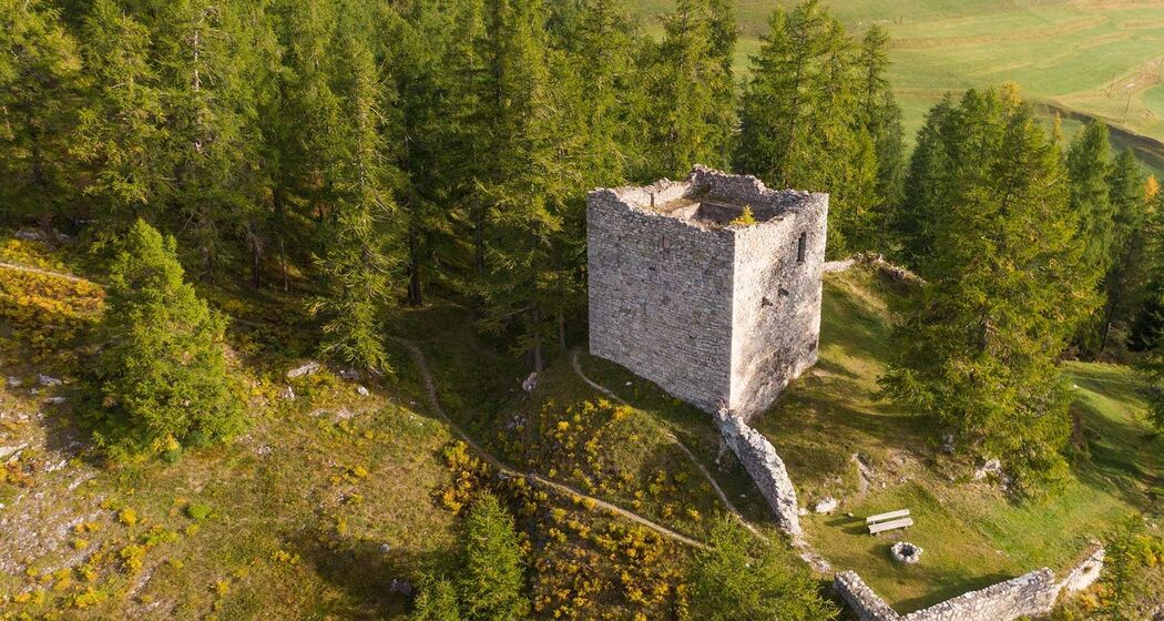 Ruine Guardaval (oua_627159105_image)