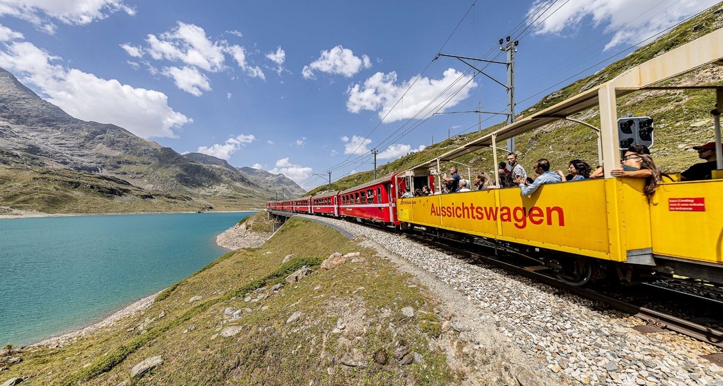 Offene Aussichtswagen (oua_627162702_image)