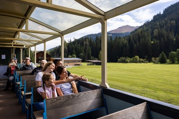 Offene Aussichtswagen (oua_627162703_image)