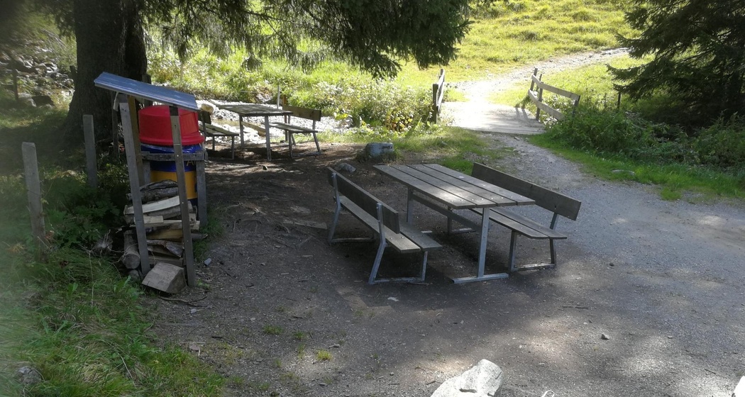 Feuerstelle Schafsbrücke / Steinen