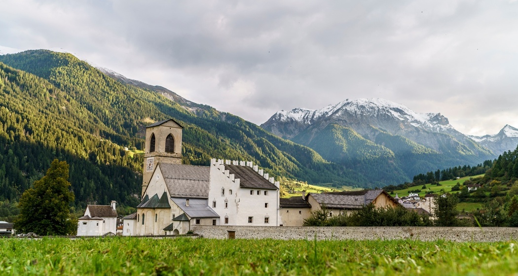 Müstair mit UNESCO Weltkulturerbe Kloster St. Johann