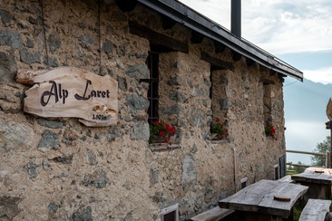 Alp Beizli Laret (oua_628915713_image)
