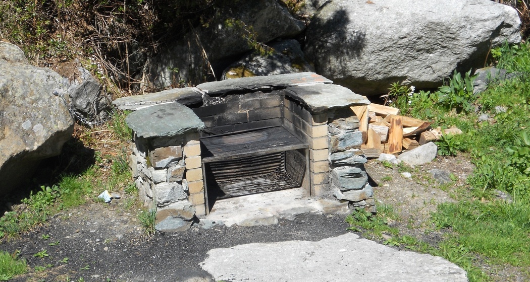 Feuer- und Grillstelle KuKuk beim Skilift Aela (oua_63104719_image)