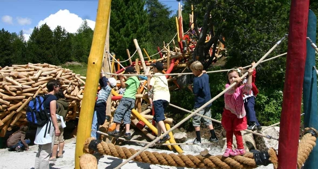 Feuer- und Grillstelle KuKuk beim Skilift Aela (oua_63104722_image)