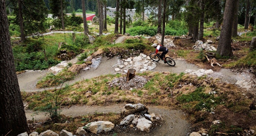 Biker auf Techtrails