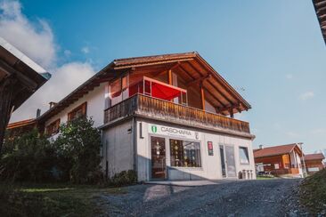 oua (637343782)