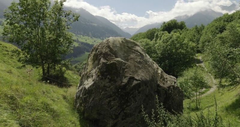 oua (637344008)