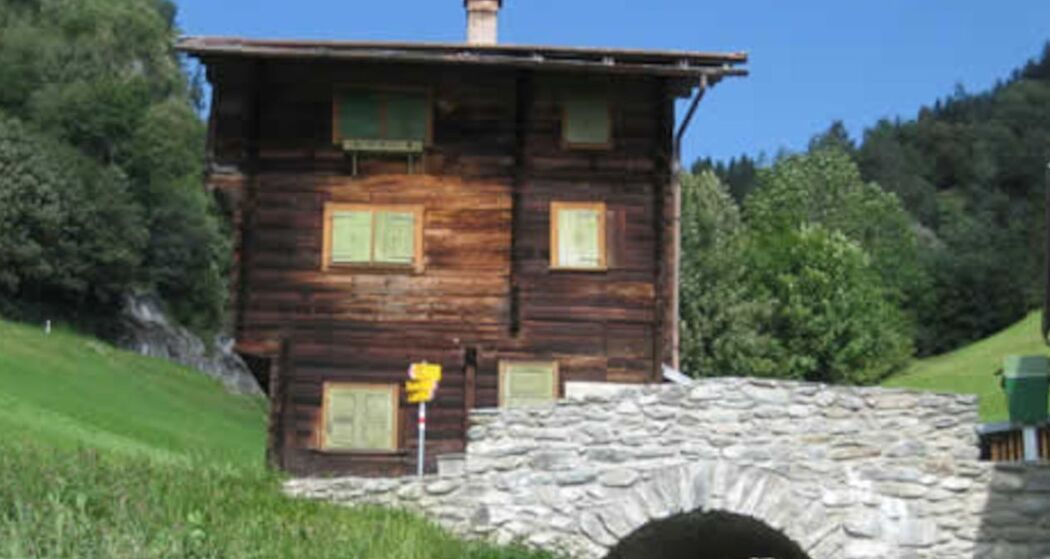 oua (637344722)