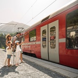 Haltestelle Schmitten GR Landwasserviadukt