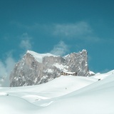 Carschinahütte SAC mit Drusenfluh