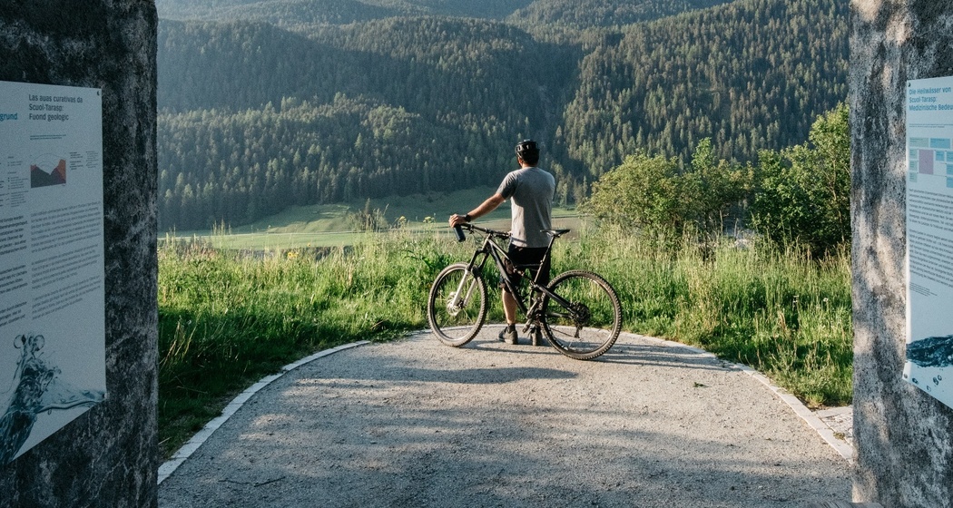 Standort des ehemaligen Pavillon mit bestehendem Mauergewölbe der Sotsass-Quelle