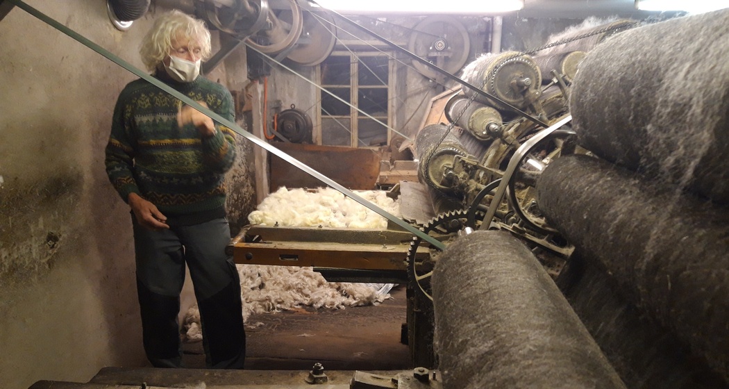 160 jährige Kardiermaschine