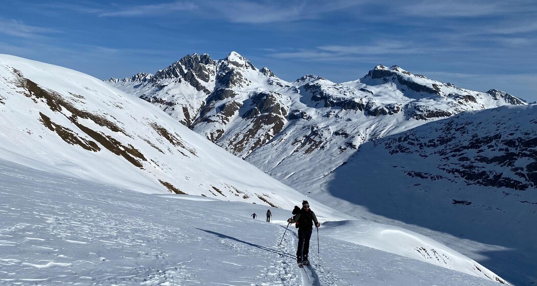 Aufstieg auf der ersten markanten Schulter