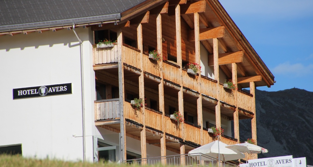 Hotel Avers