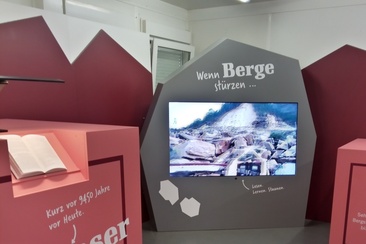 Exhibition MountainsQuakes - MountainsFalls