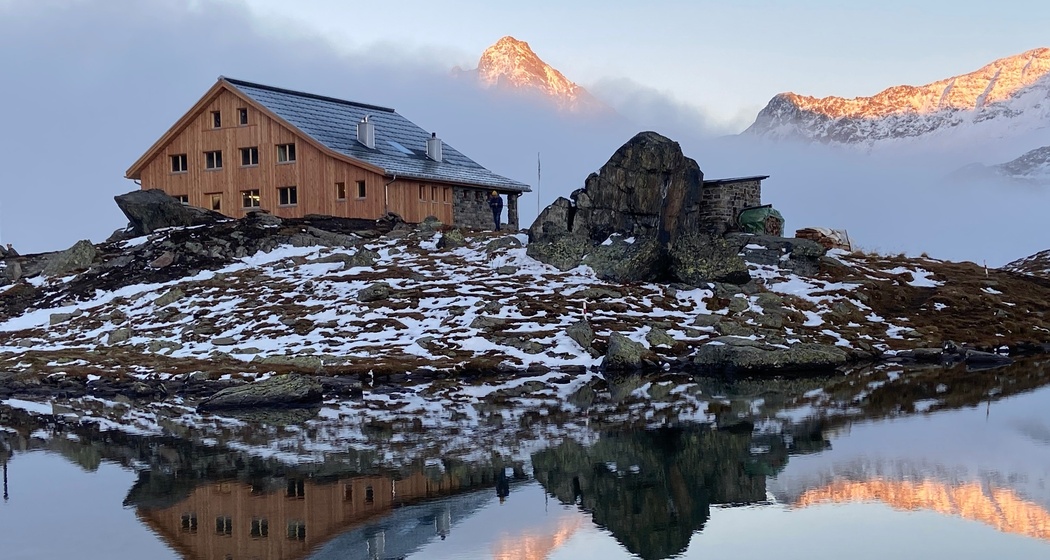 Grialetsch-Hütte