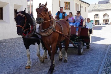 National-Riding Salvuns (oua_66425159_image)