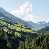 Blick in Averstal mit Cresta