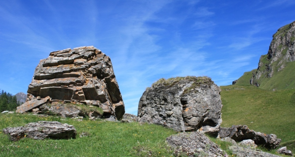 Etappe 3: Hirtenunterstand, Riedboda, Aufstieg auf den Tomülpass von Vals aus