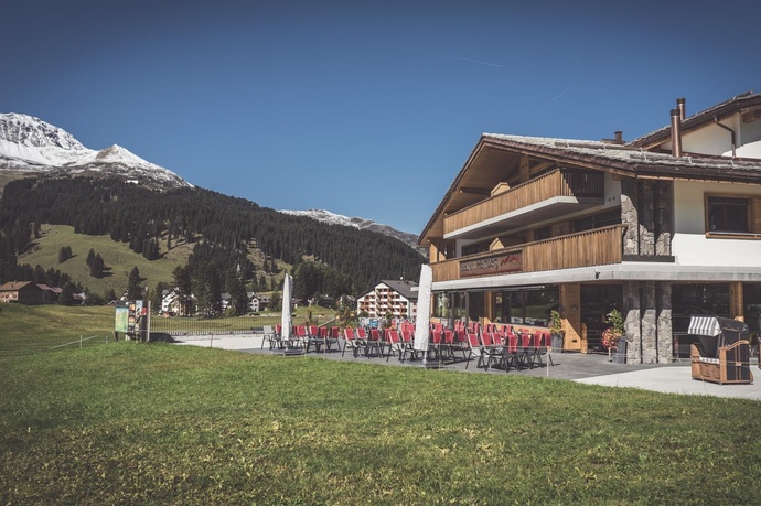 Restaurant Heimberg Aussenansicht Sommer