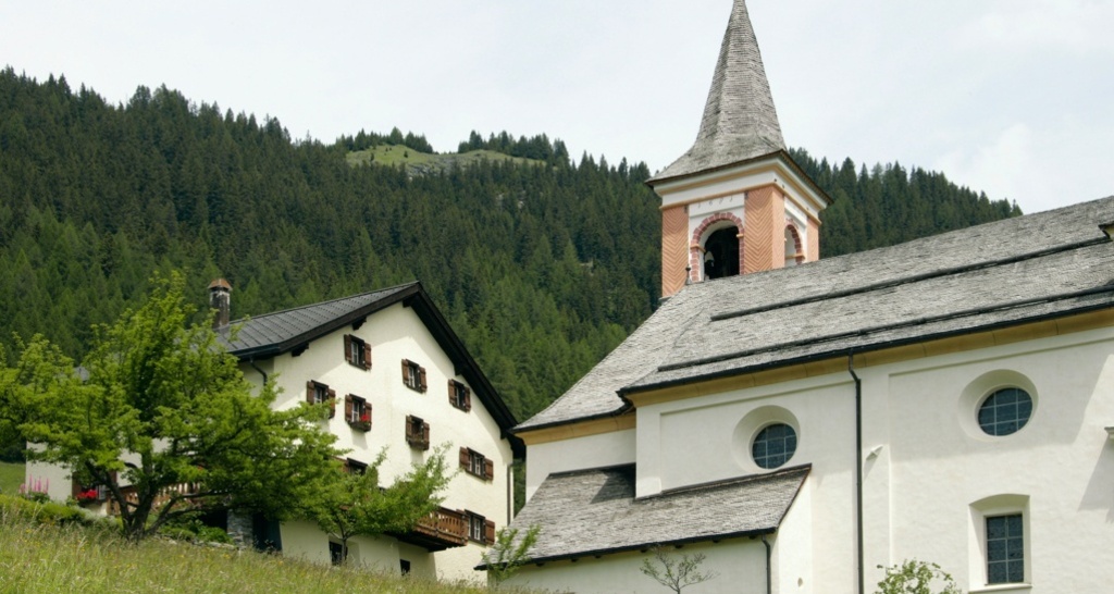 Kirche St. Lutzi in Lain
