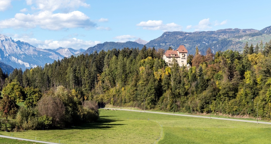 Schloss Untertagstein im Sommer