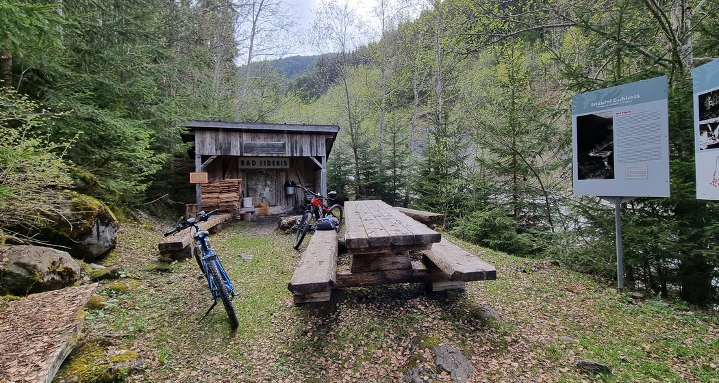 Grillplatz / Feuerstelle Altes Bad Fideris (oua_70376128_image)