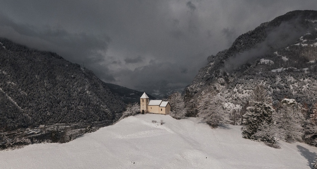 Kapelle St. Lorenz im Winter