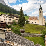 Église de Splügen en été