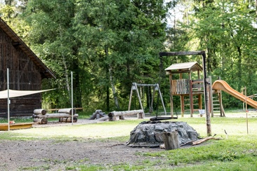 Camino e parco giochi Allee Fürstenau