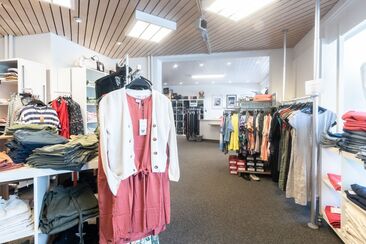 1560 Davos sale & service AG (oua_70715567_image)