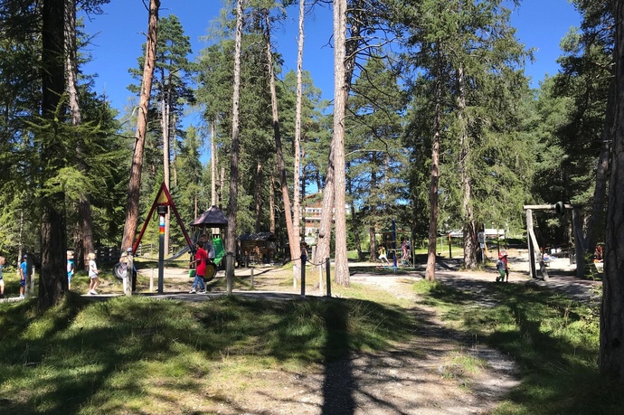 Parco giochi Bot Pintg Lantsch / Lenz