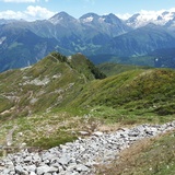 Unser Weg links des Grates