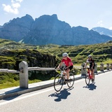 Course à vélo au col du San Bernardino