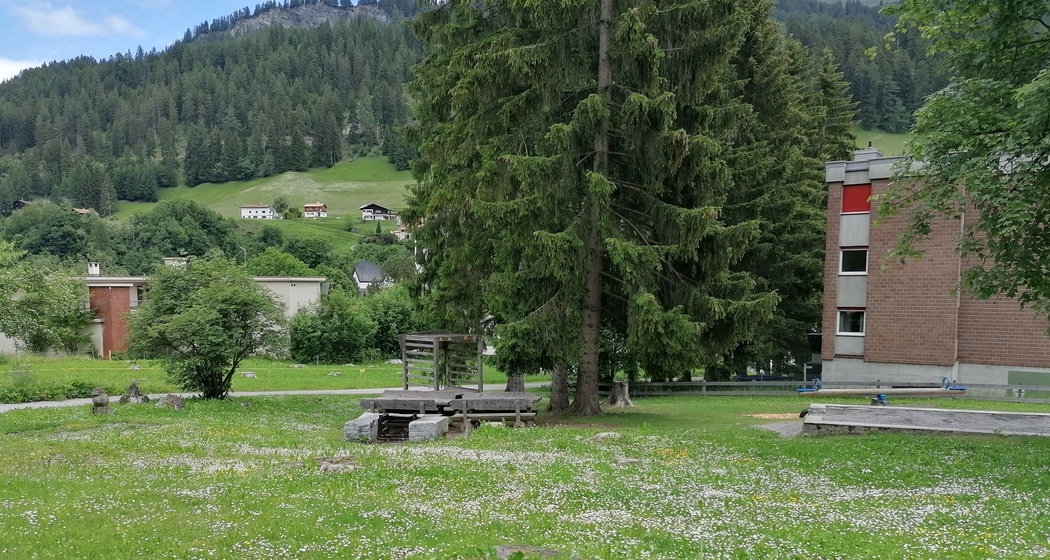Feuerstelle beim Spielplatz Pradafenz