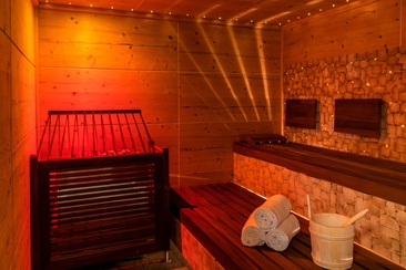 Das Foto zeigt die Sauna des Hotels Mischun