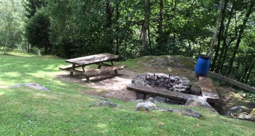 Das Foto zeigt die Feuerstelle Plaun Salter